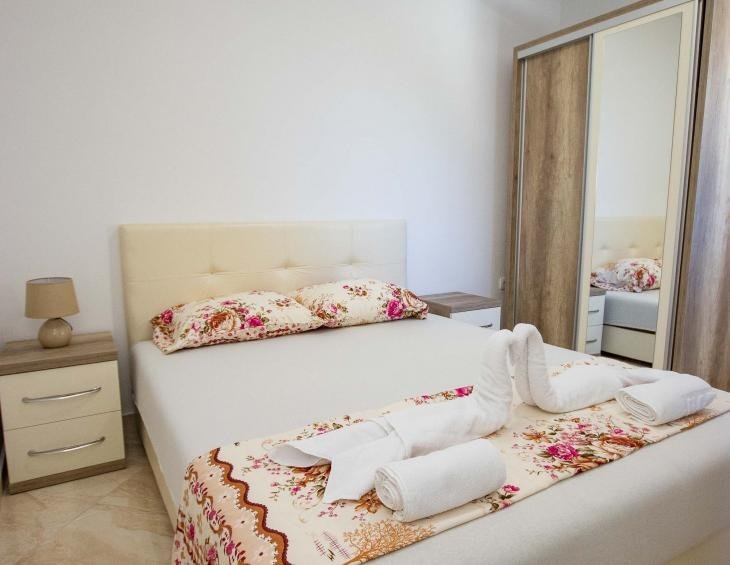 Apartments GALEB-71